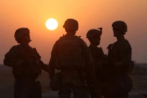 Mỹ định đưa 1.000 quân sang Kuwait chờ ngày đánh IS