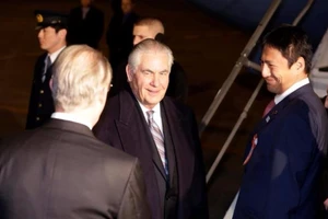 Ông Tillerson thăm châu Á, Mỹ chưa vội đổi chính sách