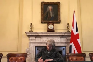 Hôm nay, Anh kích hoạt Brexit