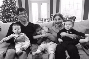 Ông David Dao quyết kiện United Airlines tới cùng