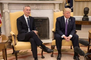 Vì Nga, ông Trump xoay đầu ngoạn mục với NATO