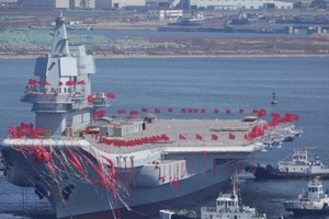 Trung Quốc:Tăng năng lực quân sự vì quyền lợi toàn cầu