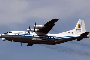 Myanmar tung không quân, hải quân tìm máy bay rơi