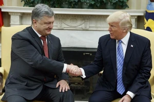 Mỹ trừng phạt Nga 'đón' cuộc gặp với Tổng thống Ukraine