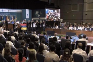 Ngoại trưởng Venezuela từ chức sau đối đầu 12 nước OAS