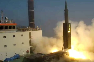 Mỹ, Hàn Quốc phóng một loạt tên lửa trả đũa Triều Tiên