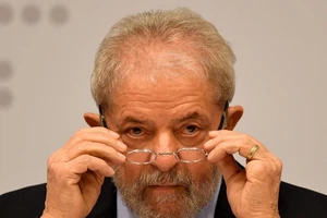 Cựu tổng thống Brazil bị tuyên gần 10 năm tù