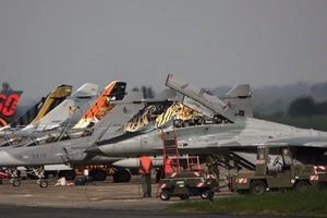 NATO ra mặt hòa giải Đức và Thổ Nhĩ Kỳ