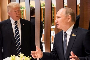 Ông Trump bí mật gặp ông Putin, không cần phiên dịch Mỹ