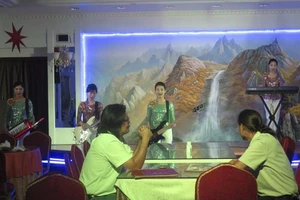 4 đồng minh của Mỹ thuê hàng ngàn người Triều Tiên