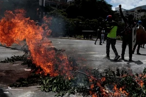 Mỹ ra lệnh trừng phạt 8 chính trị gia Venezuela