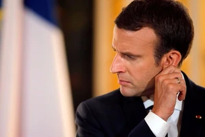 Chiến lược im lặng của Tổng thống Pháp Macron