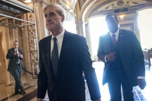 Ông Trump sắp bị hai ông Spicer, Priebus trả đũa?