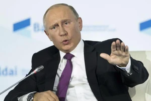 Ông Putin kêu gọi ngưng chỉ trích Tổng thống Trump