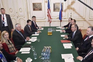 Ngoại trưởng Mỹ, Nga đối thoại về Ukraine và Crimea