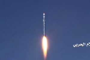 Tên lửa Iran sản xuất bắn vào Saudi Arabia