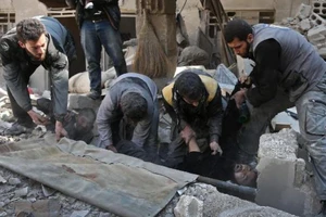 Syria: Thương vong quá nhiều, bác sĩ dùng thuốc hết hạn