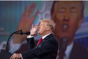 Ông Trump đe dọa 'giai đoạn 2' trừng phạt Triều Tiên