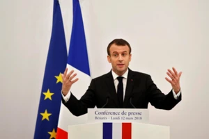 Pháp đưa ra 'lằn ranh đỏ' về khả năng đánh Syria