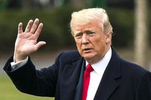 Ông Trump giải thích chuyện chúc mừng ông Putin