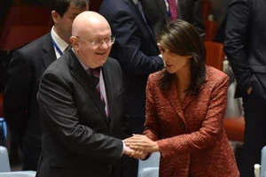 HĐBA bác 3 nghị quyết của cả Nga lẫn Mỹ về Syria