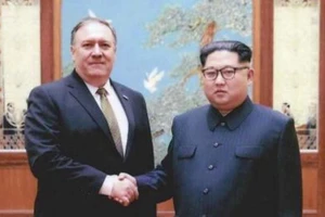 Ngoại trưởng Mỹ sang Triều Tiên đưa 3 công dân về nước