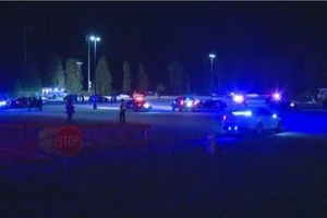 Một ngày 2 vụ xả súng trường học Mỹ, 11 người chết