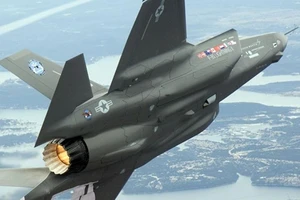 Mỹ tính giảm phí vận chuyển vũ khí để kích cầu