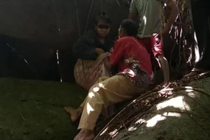 Cô gái 28 tuổi bị giam, bị lạm dụng suốt 15 năm trong hang đá