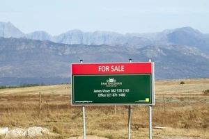 Mỹ-Nam Phi nóng ran vì tranh cãi đất đai