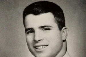 Nghị sĩ McCain qua đời, mất mát không chỉ Mỹ mà cả Việt Nam