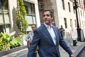 Cựu luật sư ông Trump bỏ đảng Cộng hòa, quay về đảng Dân chủ