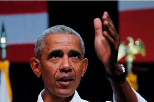 Hàng loạt thiết bị nổ gửi đến ông Obama, bà Clinton, Nhà Trắng