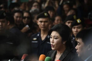 Campuchia bác tin cấp hộ chiếu cho bà Yingluck chạy trốn