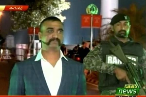 Ấn Độ-Pakistan dọa nã tên lửa lẫn nhau, Mỹ ra tay can thiệp