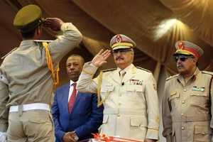 Libya: Phe Tripoli phản đòn phe Benghazi, tình hình nguy hiểm