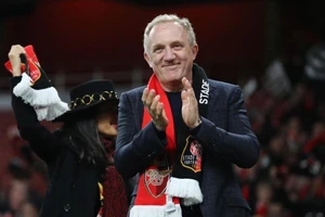 Tỷ phú Pháp quyên 100 triệu euro phục chế Nhà thờ Đức Bà Paris