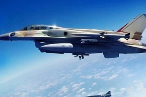 Tên lửa siêu thanh nội địa Rampage Israel né S-300 của Syria
