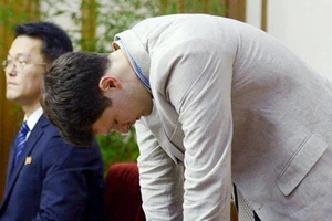 Triều Tiên gửi Mỹ hóa đơn 2 triệu USD tiền chăm sóc sinh viên