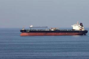 Mỹ vẫn 'nghe lời' Iran ở eo biển Hormuz