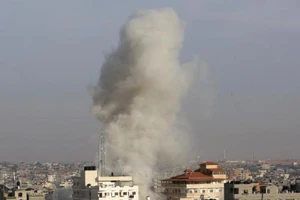 Hamas nã hơn 600 tên lửa, pháo sang Israel trong gần 24 giờ