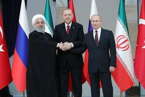 Iran nói sẽ liên minh Thổ Nhĩ Kỳ, Nga chống trừng phạt của Mỹ