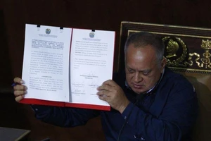 Nga cảnh cáo Mỹ chuyện phong tỏa kinh tế Venezuela