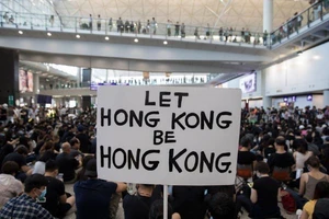 Giải pháp hạ nhiệt Hong Kong trước Quốc khánh Trung Quốc