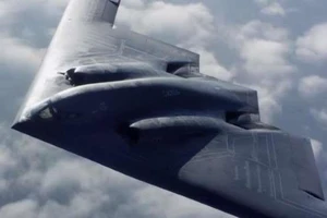 Mỹ đưa 3 máy bay ném bom tàng hình hạt nhân B-2 Spirit đến Anh