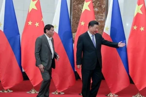 Ông Duterte có đề cập phán quyết biển Đông nhưng ông Tập bác