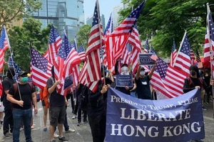 Hong Kong: Người biểu tình kéo đến lãnh sự quán Mỹ nhờ ủng hộ
