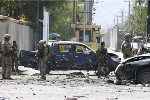 Không tới được trại David, Taliban tuyên bố giết thêm lính Mỹ