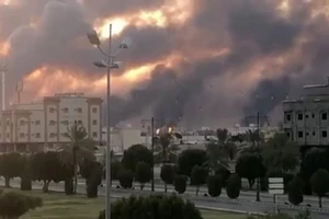 Nga lên tiếng vụ các cơ sở lọc dầu Saudi Arabia bị không kích
