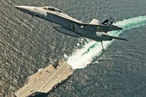 Ông Shoigu: Nga không cần tàu sân bay, cần vũ khí đánh chìm nó